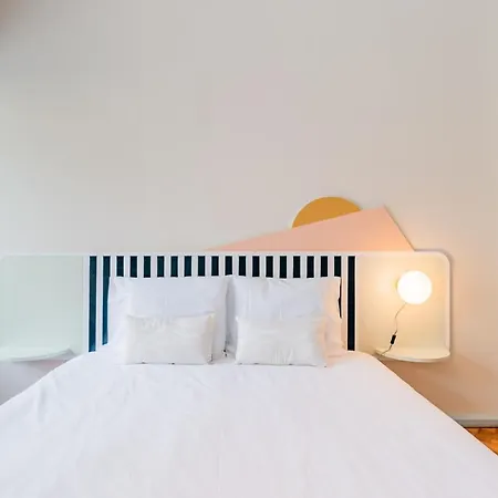 Unique Modernist Duplex Apartment & Parking Porto Buitenkant foto