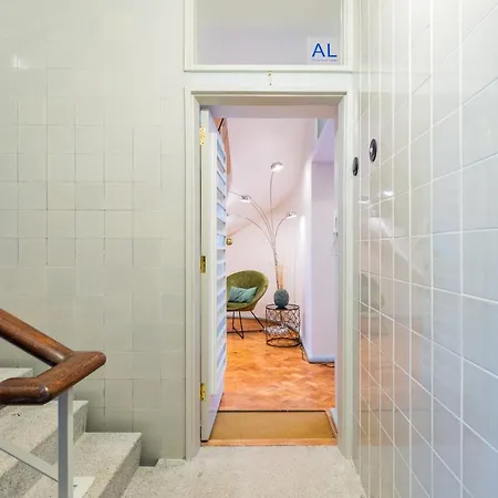 Unique Modernist Duplex Apartment & Parking Porto Buitenkant foto