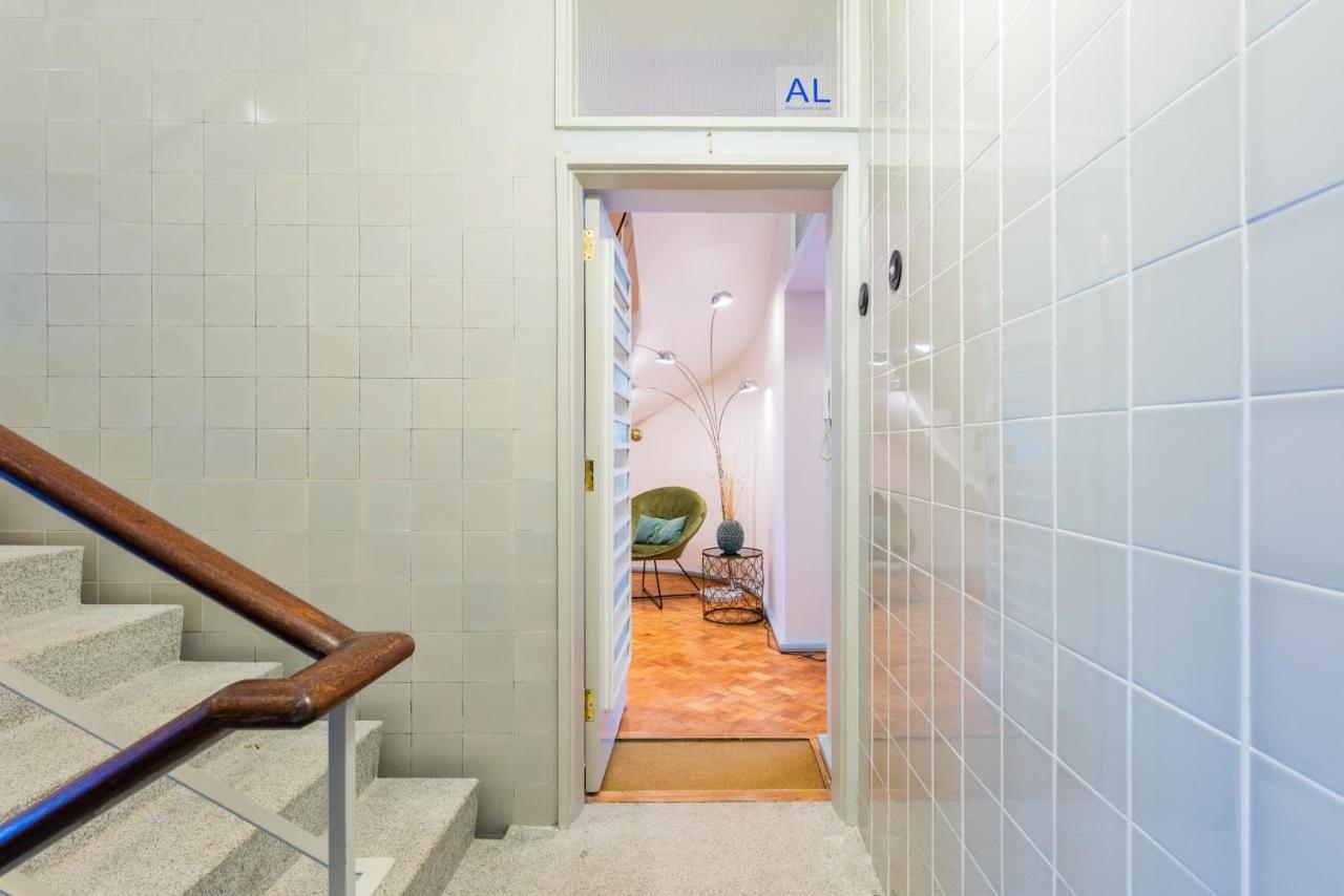 Unique Modernist Duplex & Parking Porto